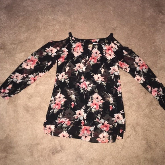 White House Black Market Floral Top - Picture 3 of 4